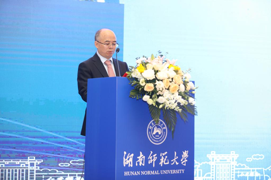 William威廉官网